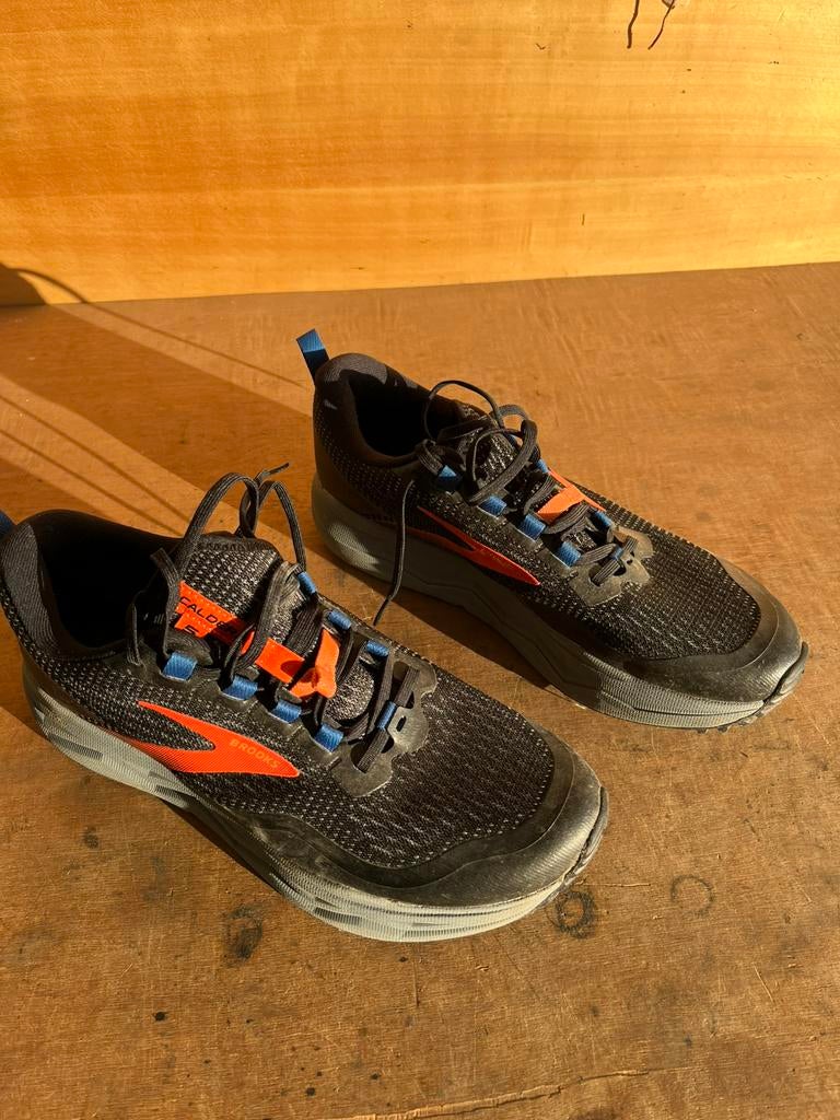 Brooks Caldera 5 trail shoenen maat 44, Hardloopschoenen, Nieuw, Hardlopen, Ophalen