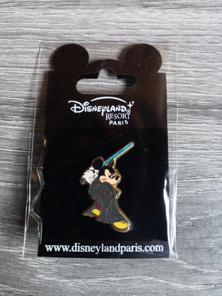 Walt Disney pin - Mickey met Star Wars Lightsaber, Enlèvement ou Envoi