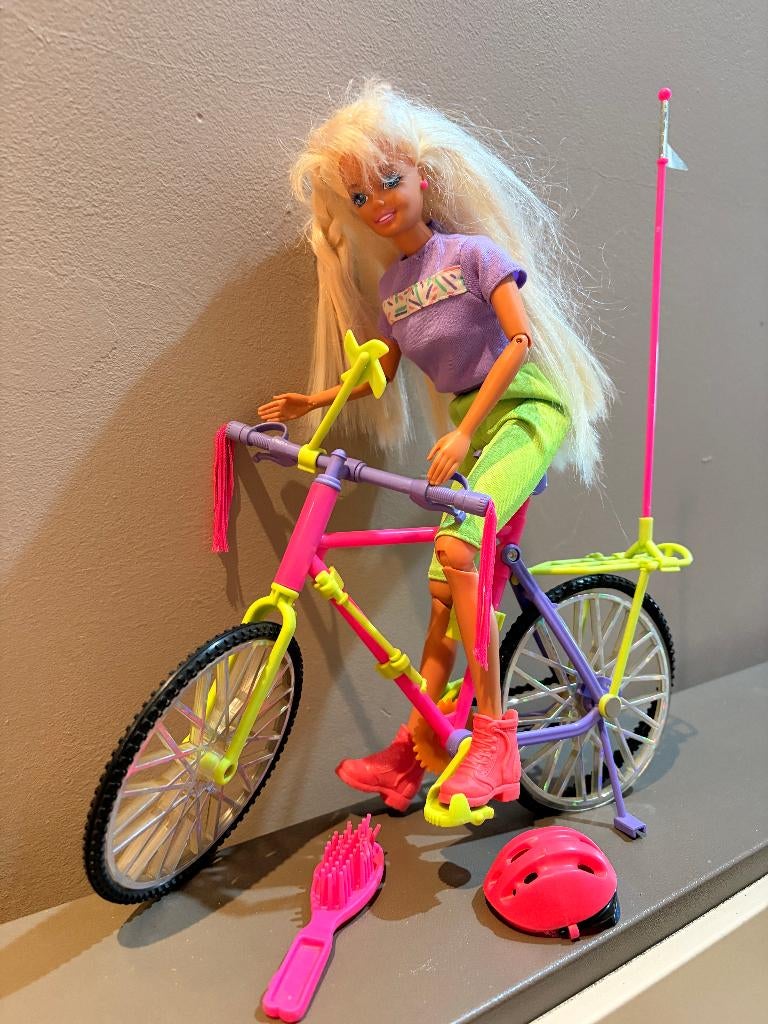 Barbie vintage 93, Enlèvement, Comme neuf, Autres types