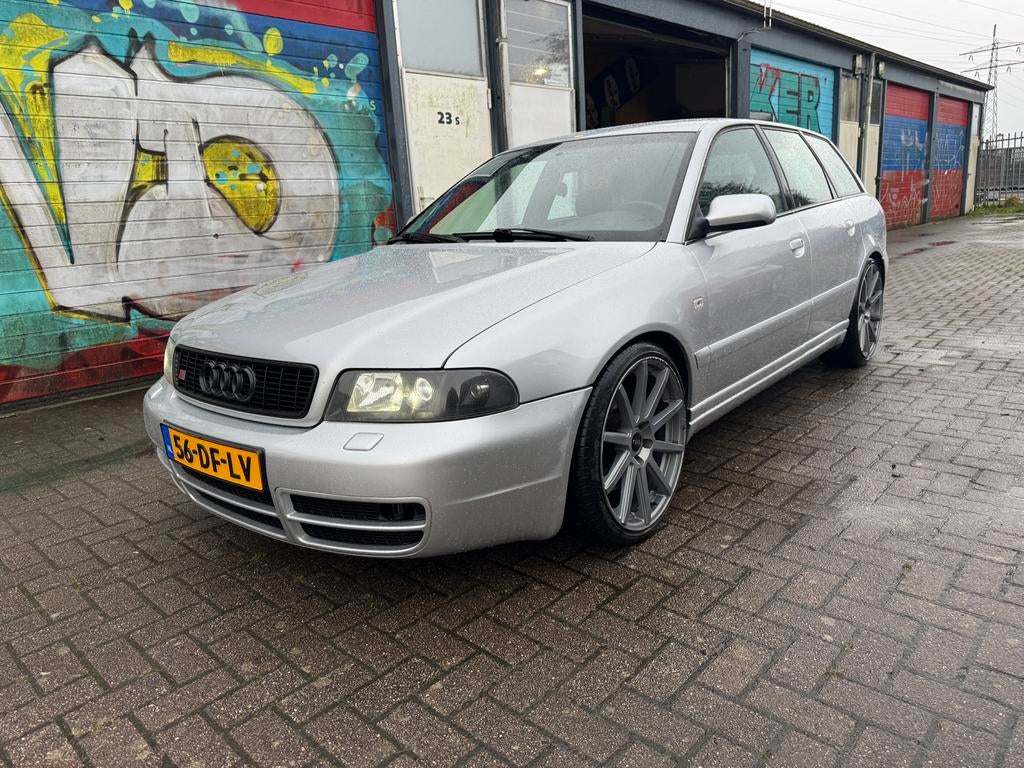 Audi S4 Avant 2.7 V6 bi-turbo quattro S4 Ambition b5, Autos, Argent ou Gris, Achat, 4 portes, Noir