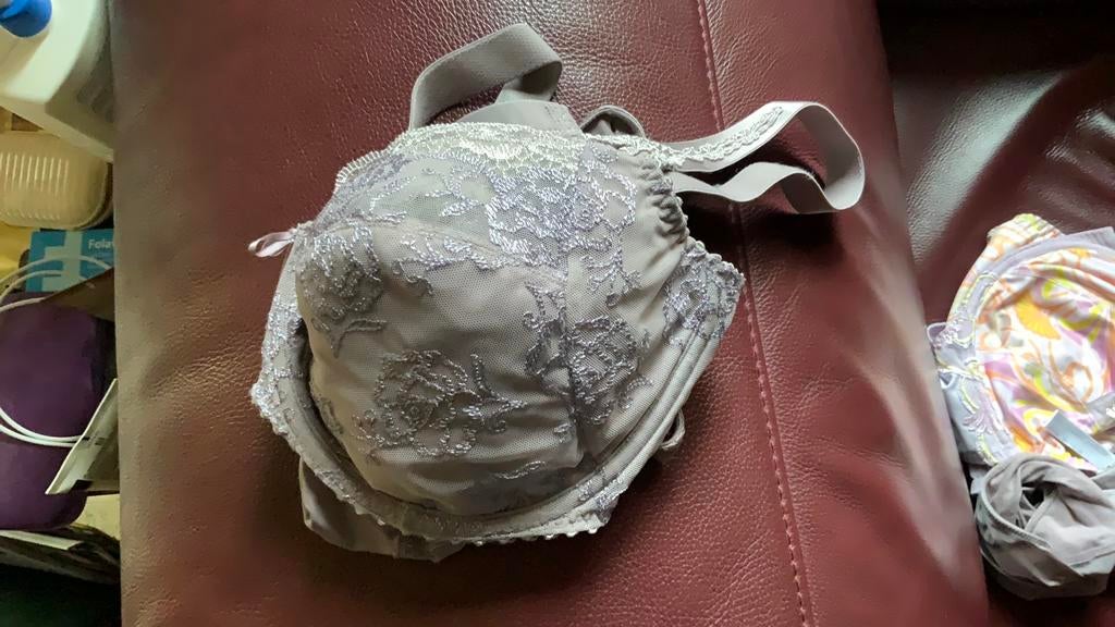 Prima Donna maat FR115b, Enlèvement ou Envoi