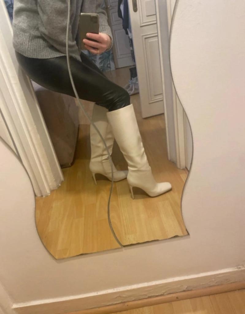 Nouvelles bottes à talons carrés en cuir blanc, taille 37, l, Vêtements | Femmes, Chaussures, Neuf, Bottes hautes, Blanc, Envoi