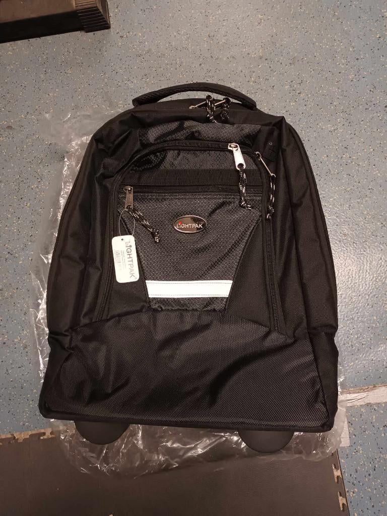 sac a dos et trolley pour pc portable, Informatique & Logiciels, Sacoches d'ordinateur portable, Enlèvement ou Envoi, 17 pouces ou plus