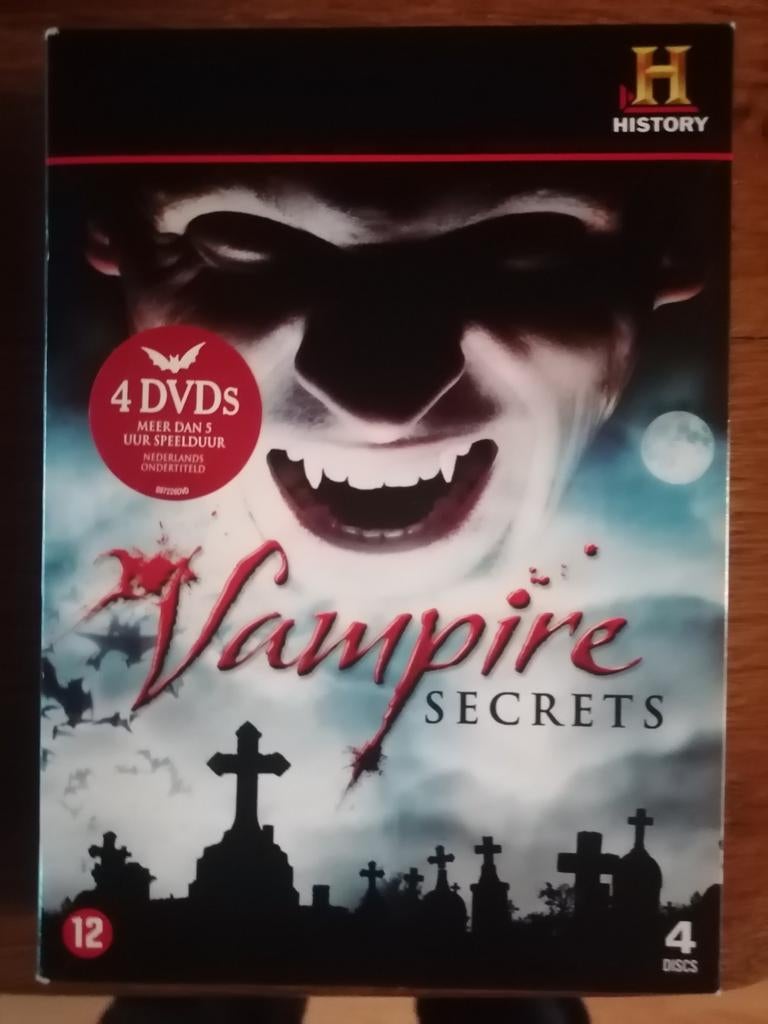 Dvdbox vampire secrets, Ophalen of Verzenden, Zo goed als nieuw