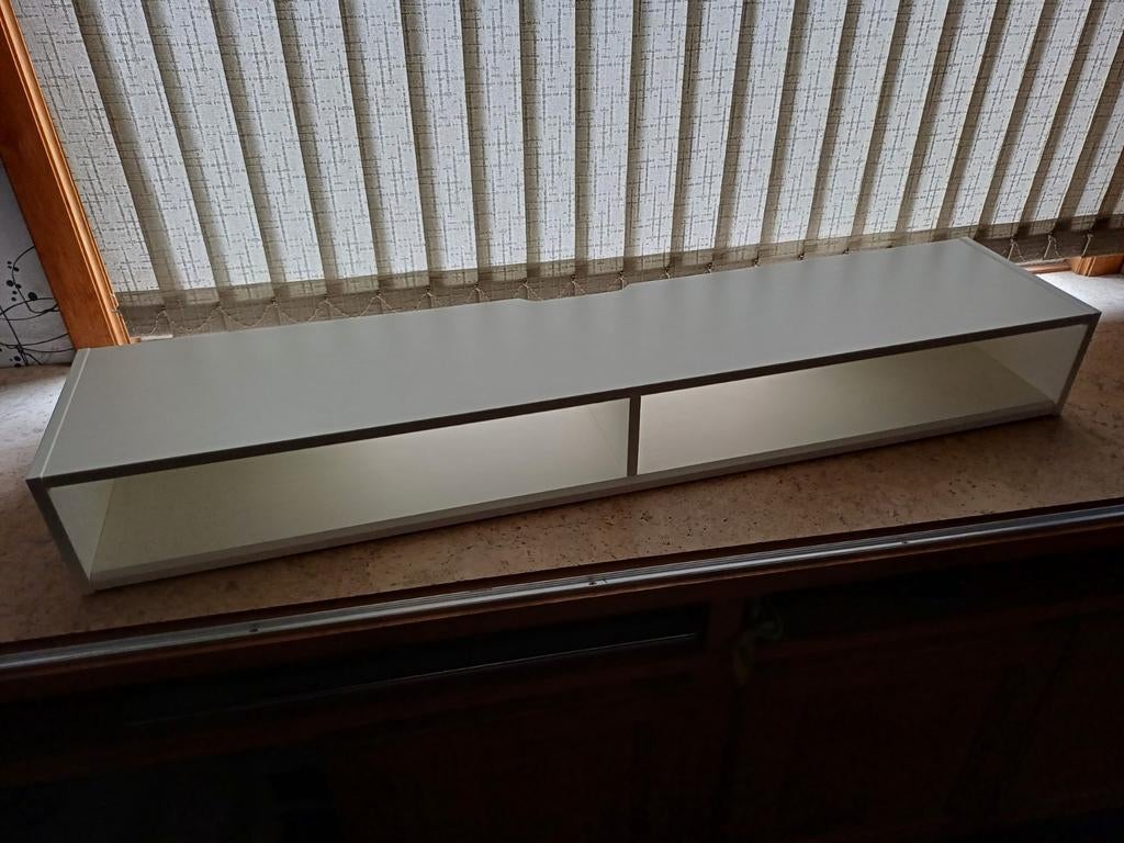 Mediaplank tv, Ophalen, Zo goed als nieuw