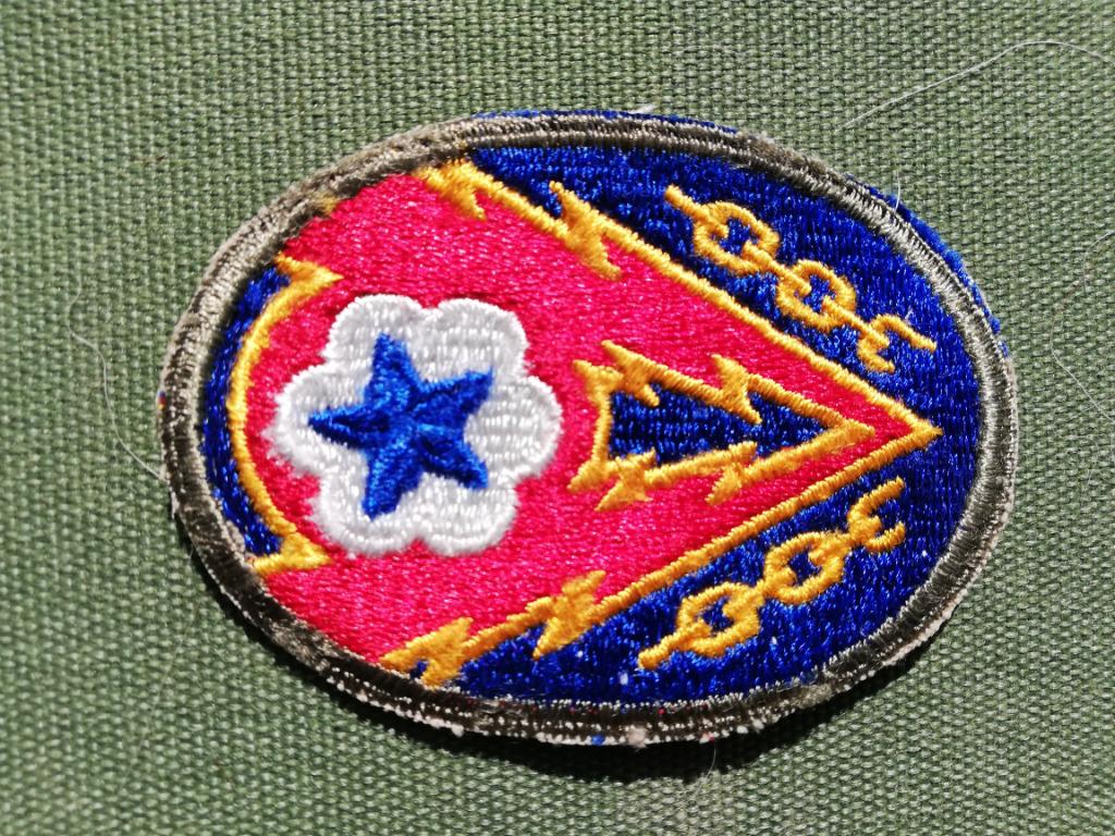 US ETO (European Theatre of Operations) US ww2, Ophalen of Verzenden, Landmacht, Embleem of Badge