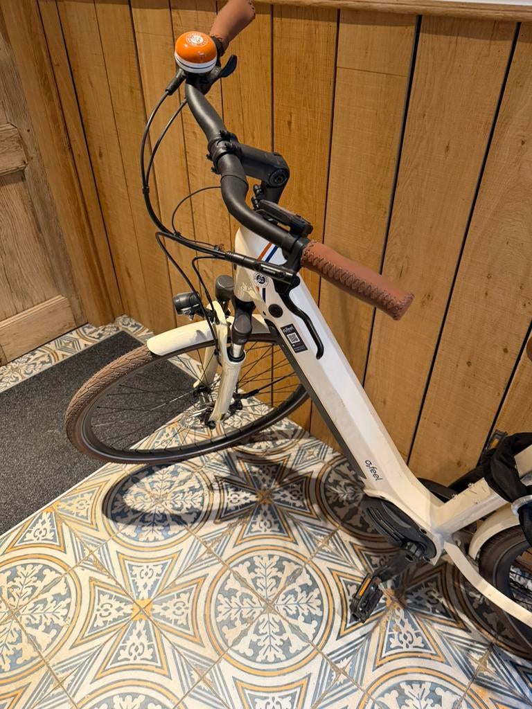 Elektrische damesfiets Roland Garros editie, Enlèvement, Comme neuf, 50 km par batterie ou plus, Autres marques