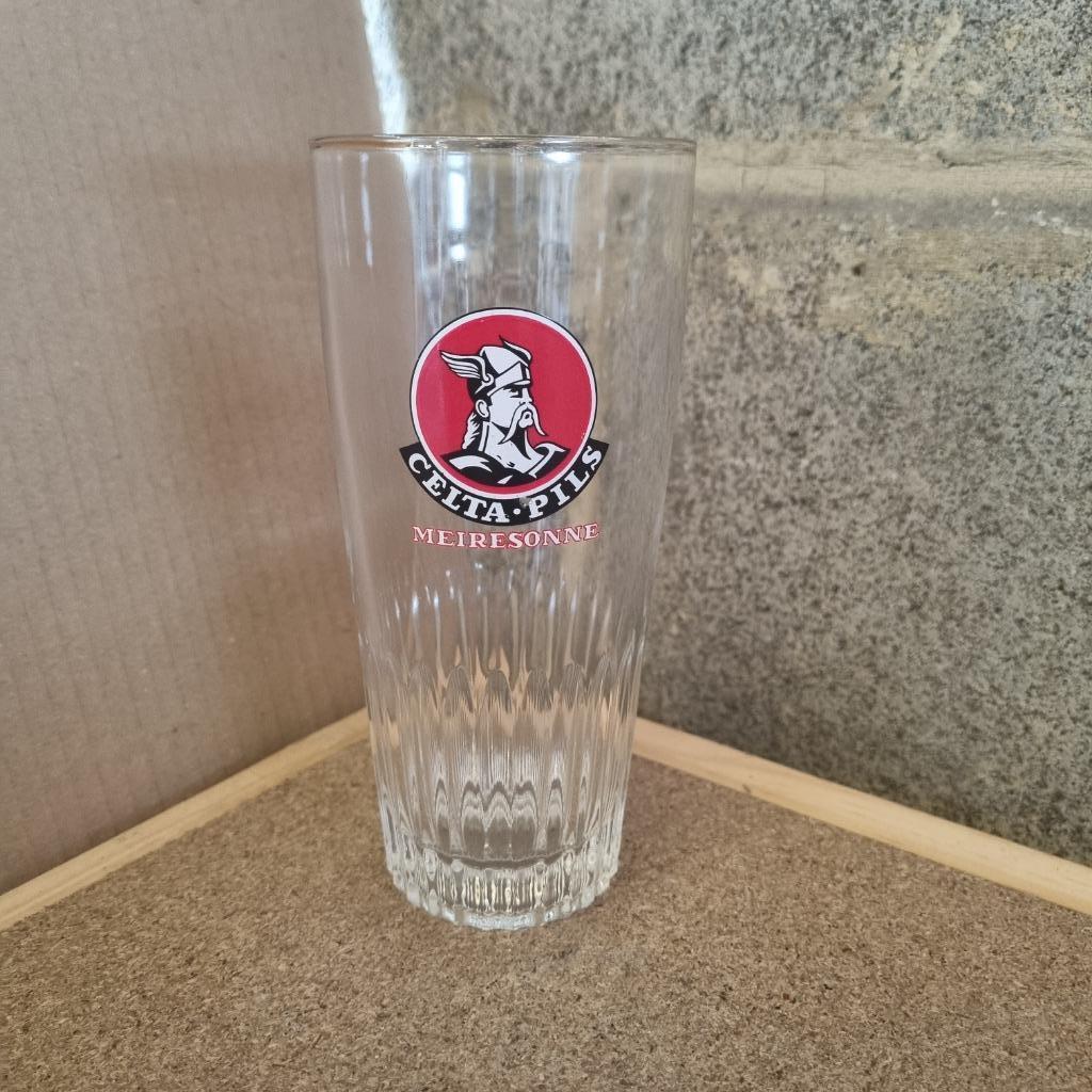 Verre Celta Pils (modèle 1), Ophalen of Verzenden, Gebruikt, Glas of Glazen, Overige merken