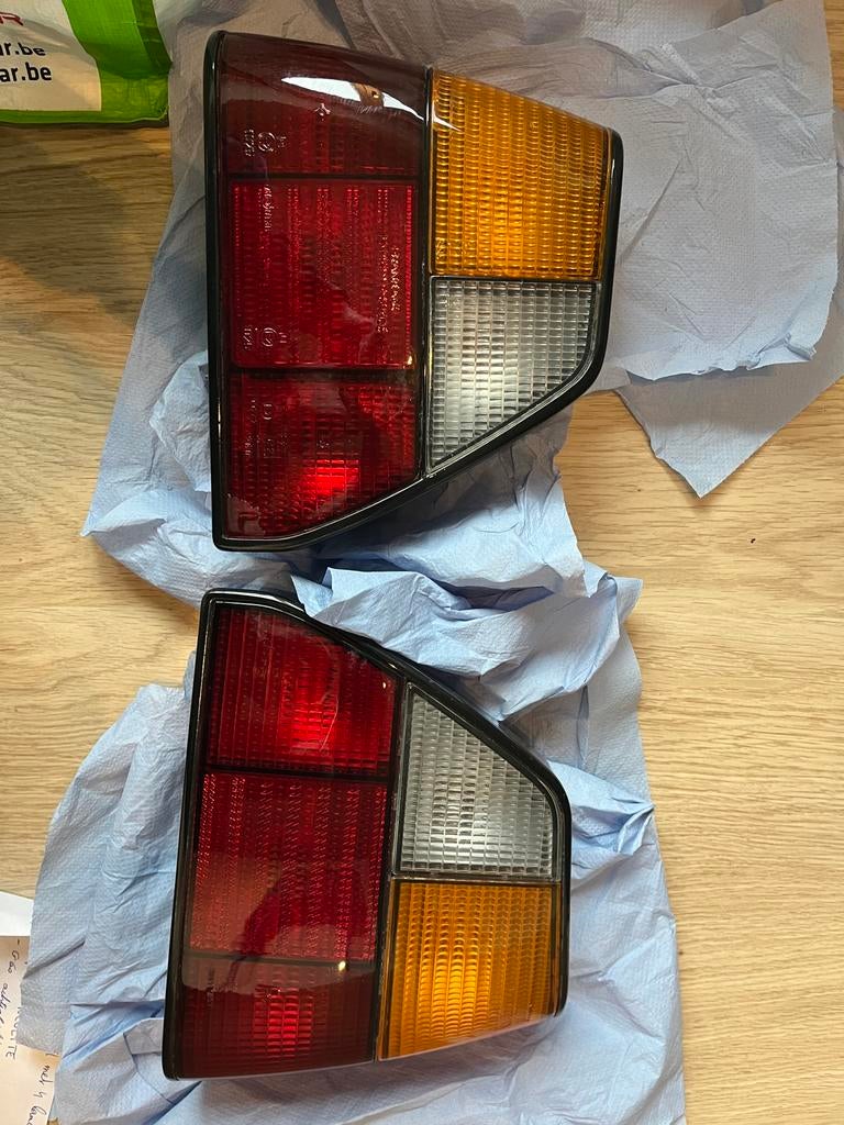 Feux arrière pour Golf MK2, Enlèvement