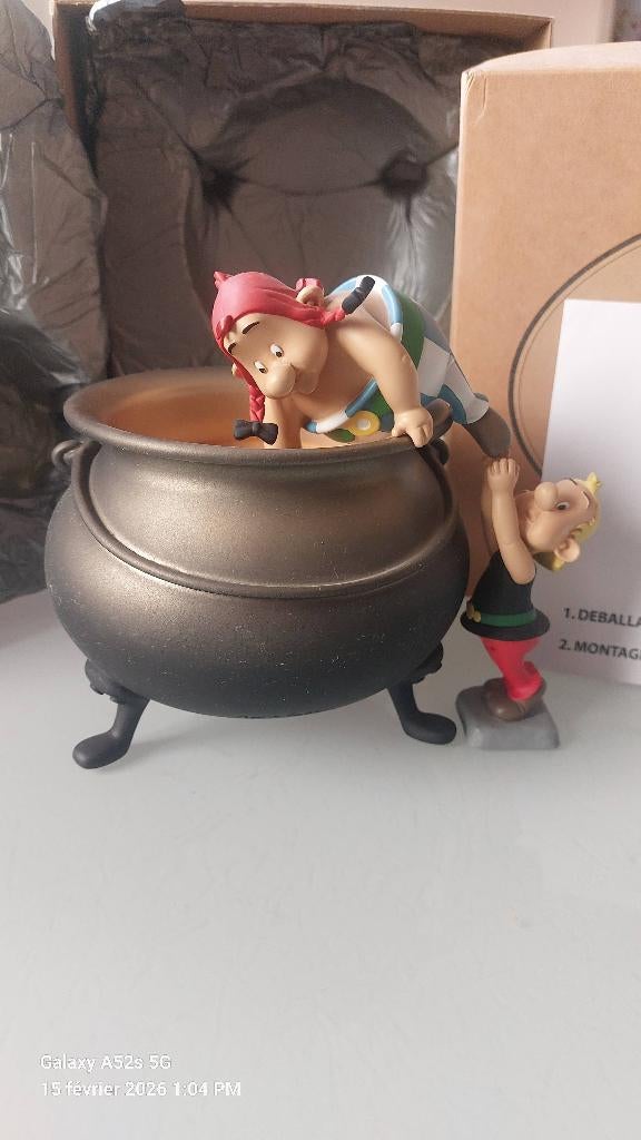 Hoe is Obelix in de Leblon-pot gevallen?, Verzamelen, Beelden en Beeldjes, Ophalen of Verzenden, Zo goed als nieuw, Overige typen