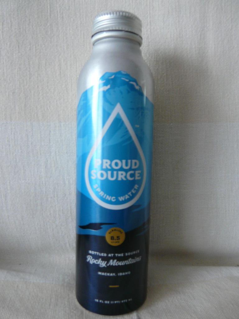 Lege aluminium (water) drinkfles uit Alaska, Ophalen, Gebruikt