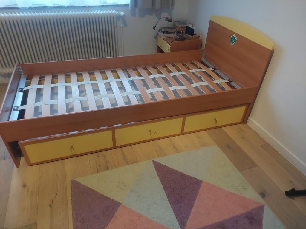 Lit 1 personne (90x200cm) avec rangement et table de chevet, Maison & Meubles, 90 cm, Une personne, Enlèvement, Utilisé