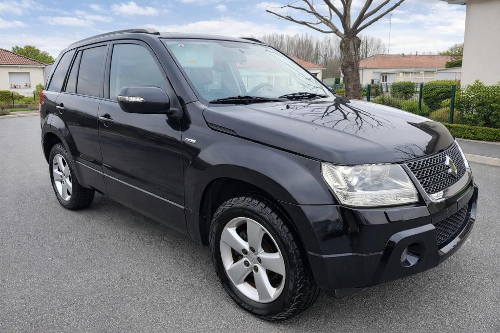 Suzuki grande Vitara 1.9 DDIS - faible kilométrage 4x4, Auto's, Suzuki, Euro 5, Zwart, 4 cilinders, Start-stop-systeem