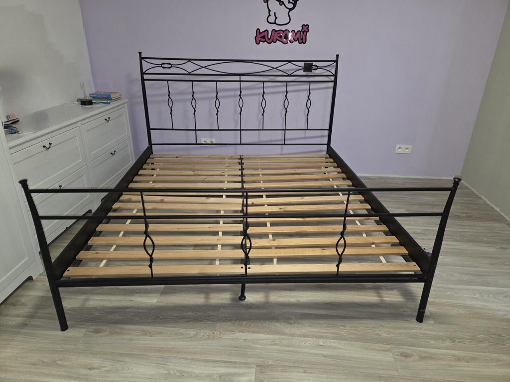 Bedfram zonder matras, Huis en Inrichting, Slaapkamer | Bedden, Ophalen