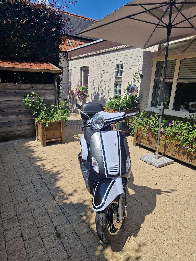 Brommer E- line, Fietsen en Brommers, Ophalen, Gebruikt, Klasse B (45 km/u)