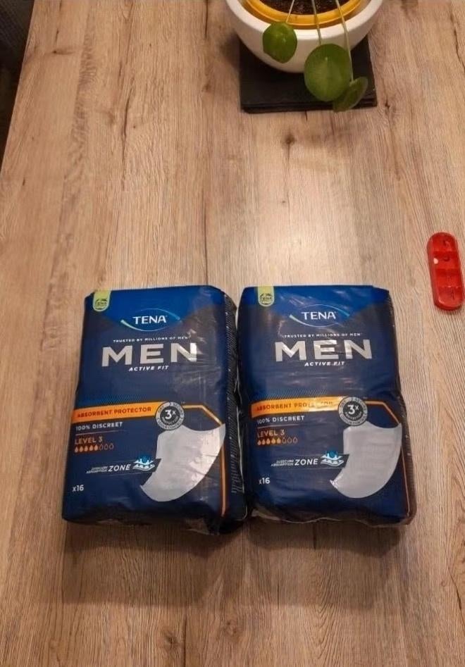 2x Tena pour hommes niveau 3, Divers, Matériel Infirmier, Neuf, Enlèvement ou Envoi