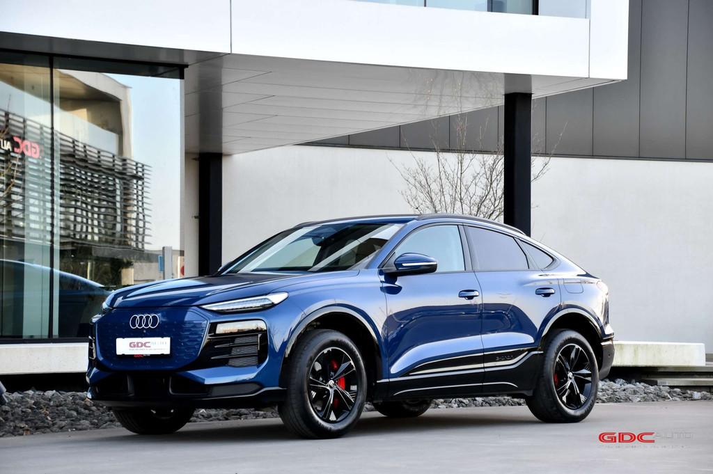 Audi Q6 e-tron Q6 E-Tron Sportback I 360Cam I ACC I Trekhaak, Autos, Audi, 185 kW, Entreprise, Noir, 5 portes