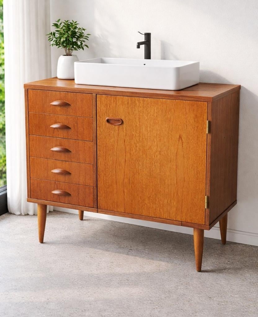 Prachtige vintage teakhouten kast, Ophalen, Teakhout, Zo goed als nieuw, Midcentury