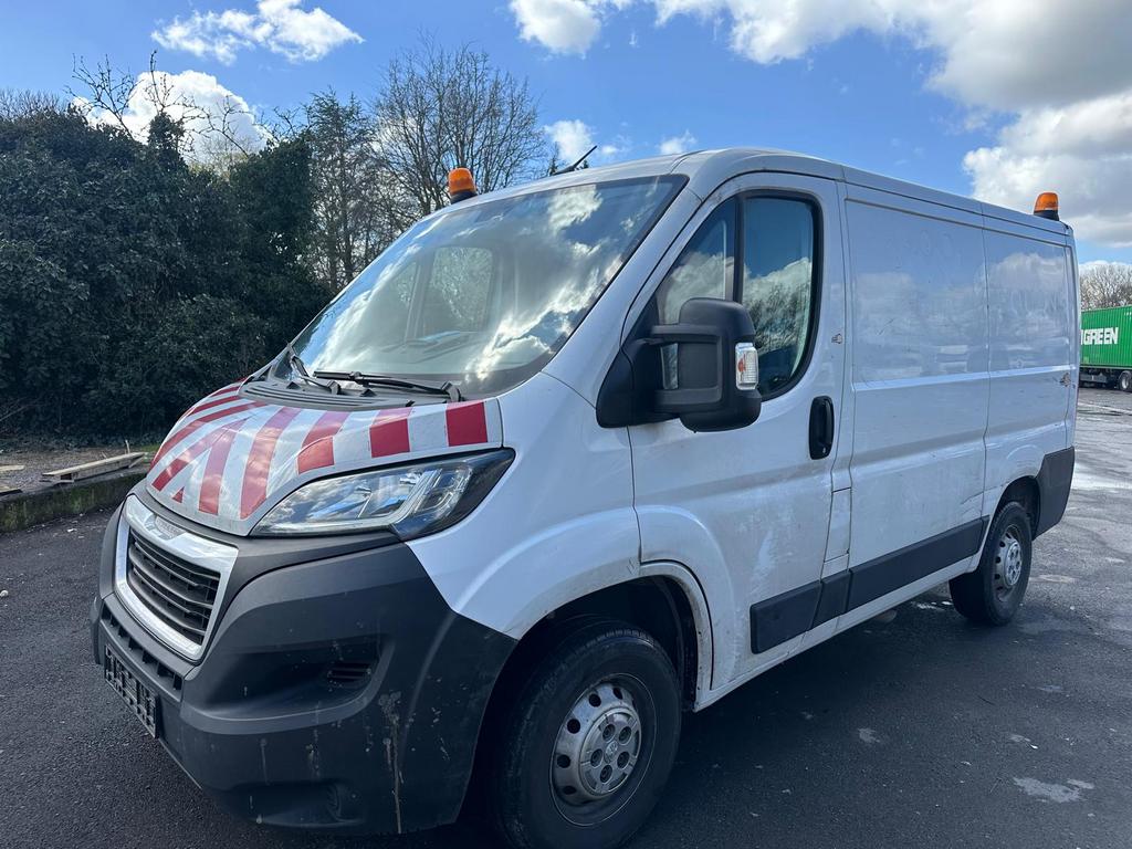 Peugeot Boxer 2.2HDI | 108000KM | AC BT | 2021 | Belétat, Autos, Achat, 3 places, Boîte manuelle, Entretenue par le concessionnaire