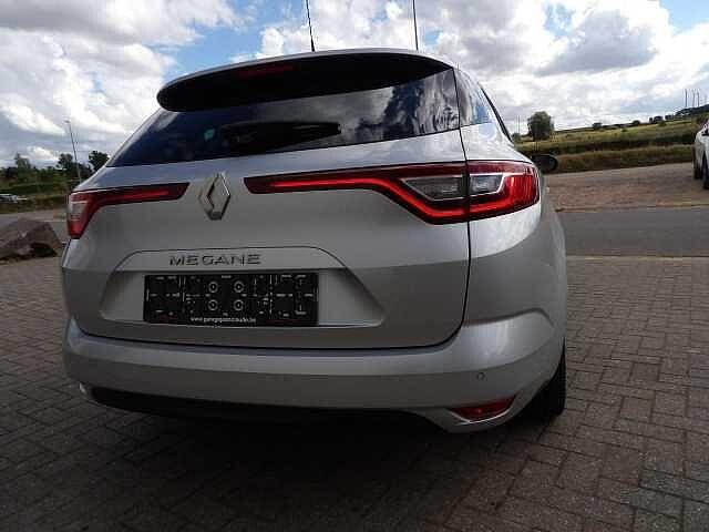 Renault Megane dCi 115 LIMITED, Autos, Achat, Euro 6, Entreprise, https://public.car-pass.be/vhr/f1f39bf9-5526-4f3f-aeed-1333e2b47e9f