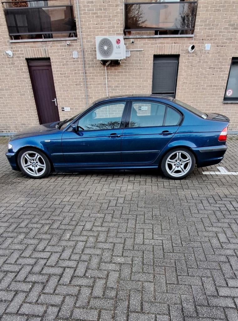 ☆ BMW E46 325I met origineel M-Pakket & LPG ☆, Autos, Cuir, Achat, 4 portes, Boîte manuelle
