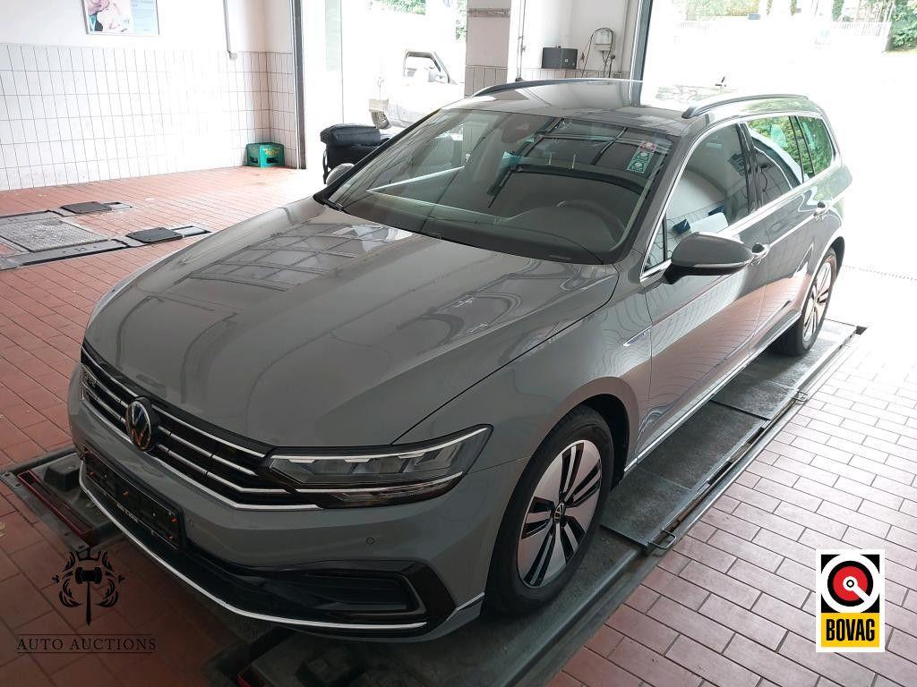 Volkswagen Passat Variant GTE 1.4 TSI PHEV 218PK | Achteruit, Auto's, Automaat, 27 g/km, Bedrijf, Break