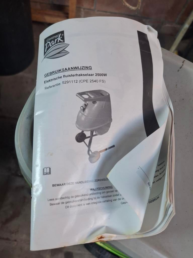 Broyeur 2500 w...pour petites branches