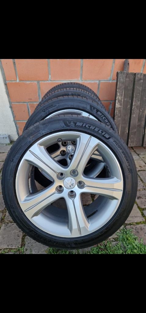 18 Peugeot-velgen, Auto-onderdelen, Ophalen, 18 inch, Gebruikt, Velg(en)