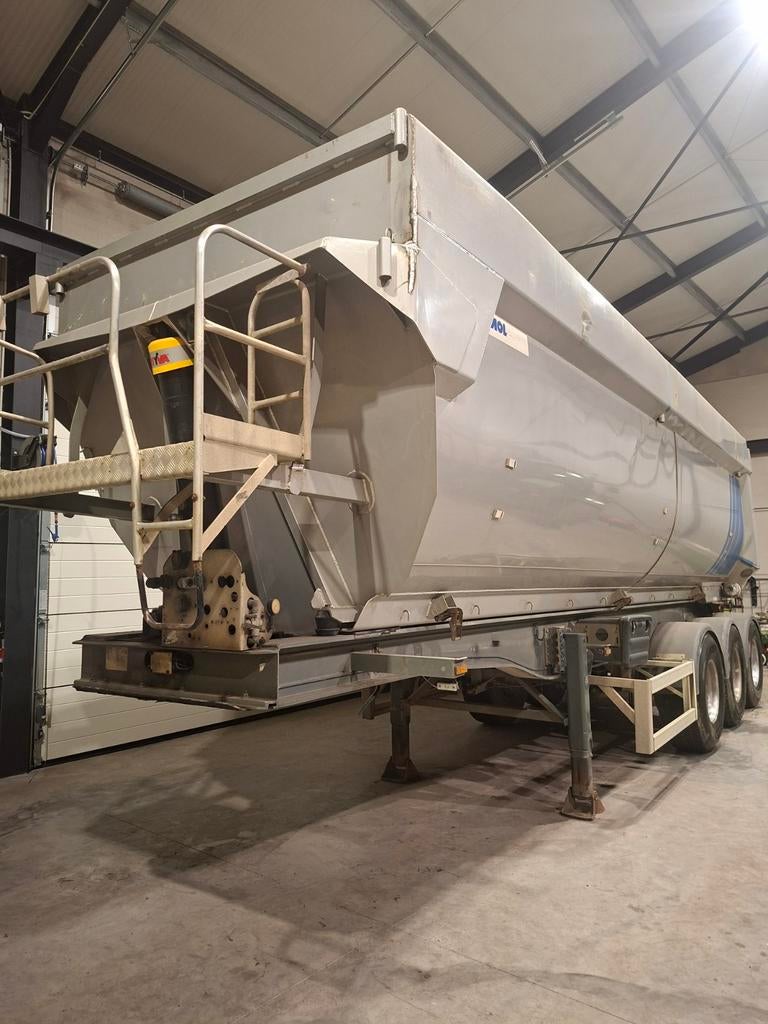 Oplegger kipper MOL, Zakelijke goederen, Machines en Bouw | Kranen en Graafmachines, Ophalen, Dumper