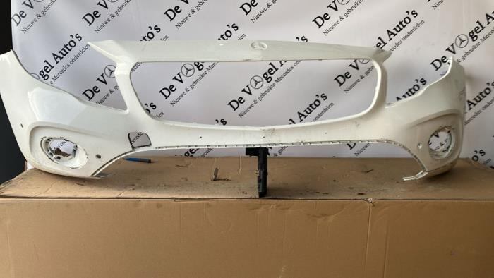 Voorbumper van een Mercedes GLA, Gebruikt, -, Ophalen of Verzenden, Bumper