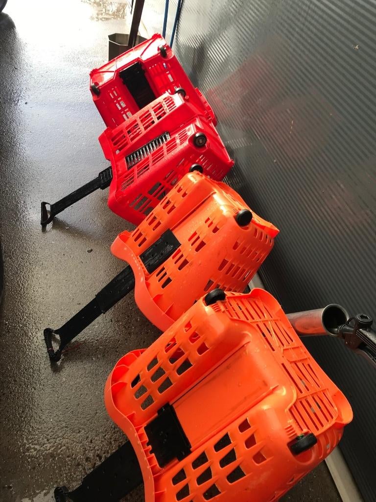 chariot a roulette a Bxl 16 pieces, Zakelijke goederen, Kantoor en Winkelinrichting | Kassa's en Betaalsystemen, Ophalen