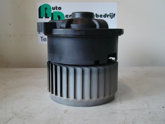 Moteur de ventilation chauffage d'un Mitsubishi Colt (Colt 0, -, 3 mois de garantie, Utilisé, Mitsubishi