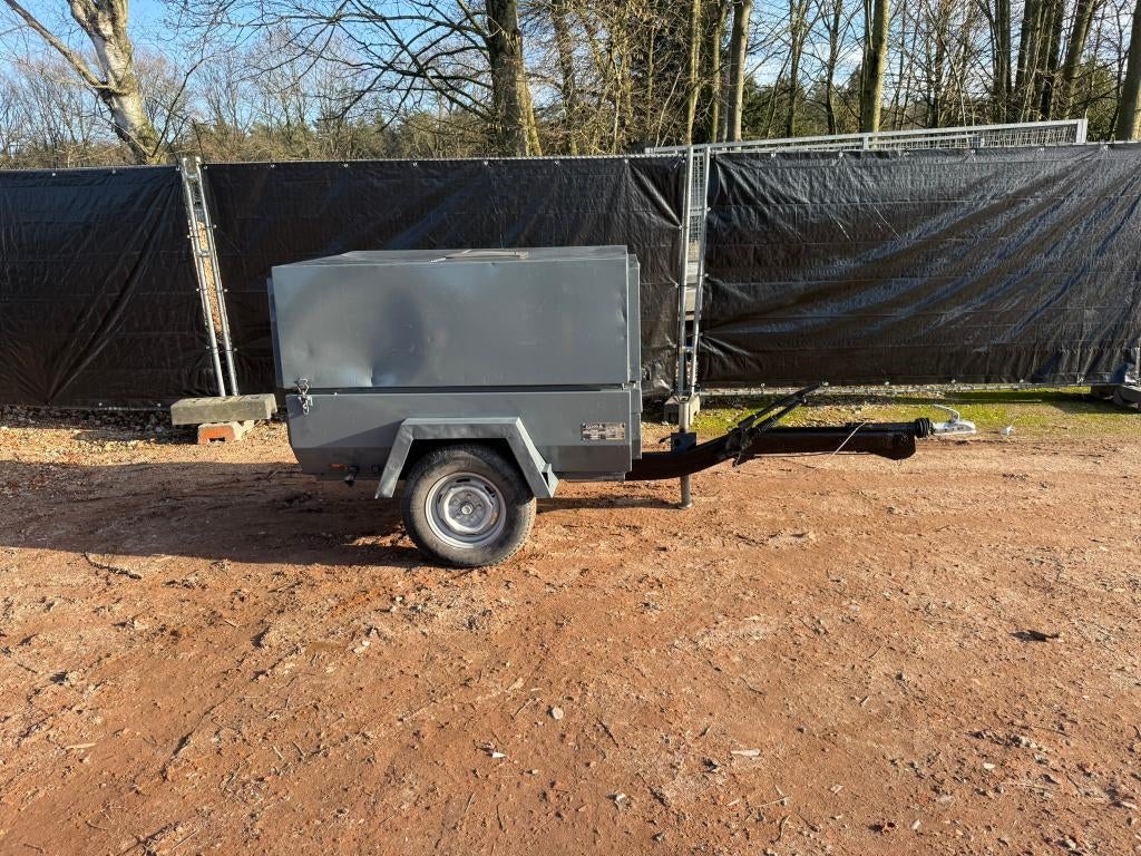 Compresseur mobile 3m3, Enlèvement, 100 litres ou plus, Mobile, 800 litres/min ou plus