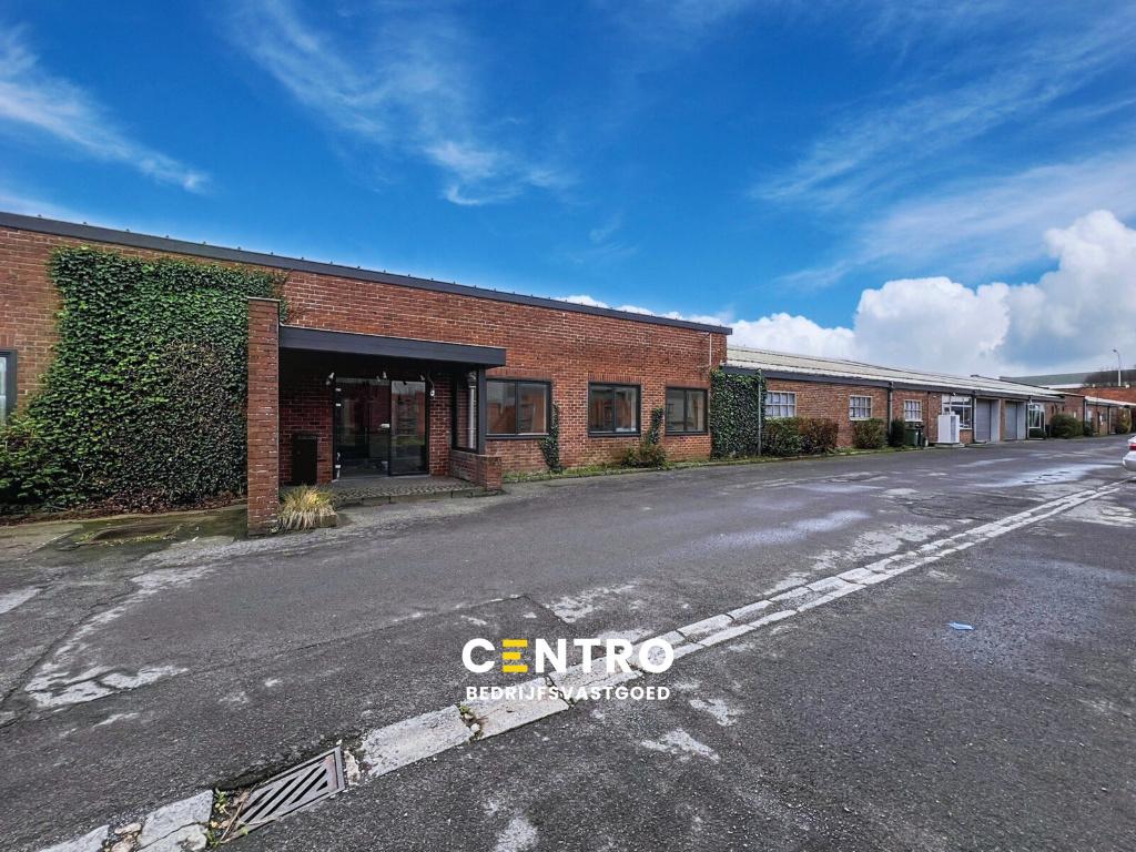 TE HUUR - Toonzaal met magazijn, Immo, Huizen te huur, Provincie West-Vlaanderen, Overige soorten, Via bemiddelaar