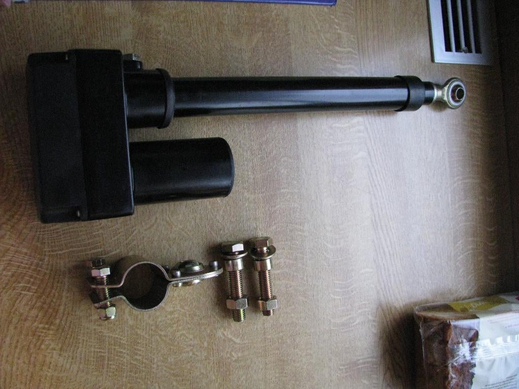 losse servomotor 24v - max slag 15cm - blauw bord, Watersport en Boten, Ophalen of Verzenden, Nieuw