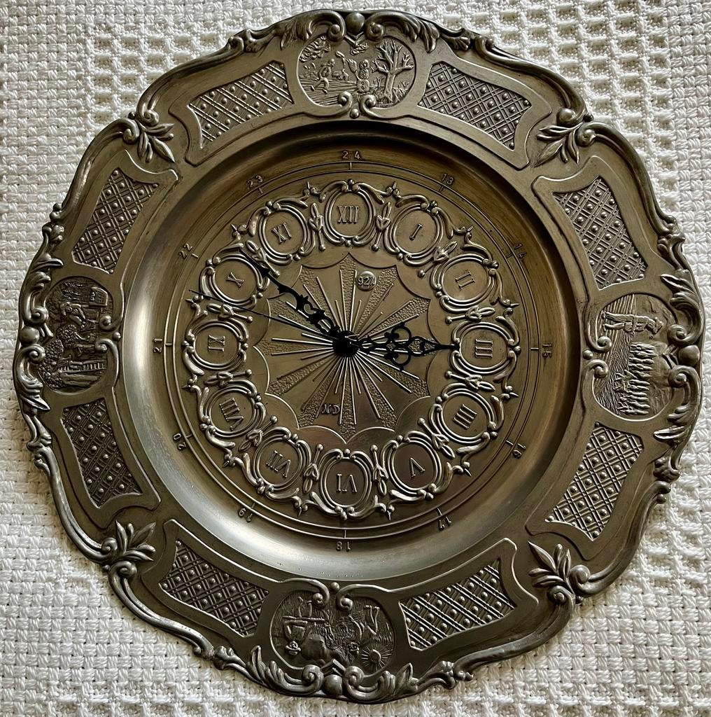 Horloge murale décorative en étain – Ø 35 cm, très bon état, Antiquités & Art, Antiquités | Horloges, Enlèvement ou Envoi