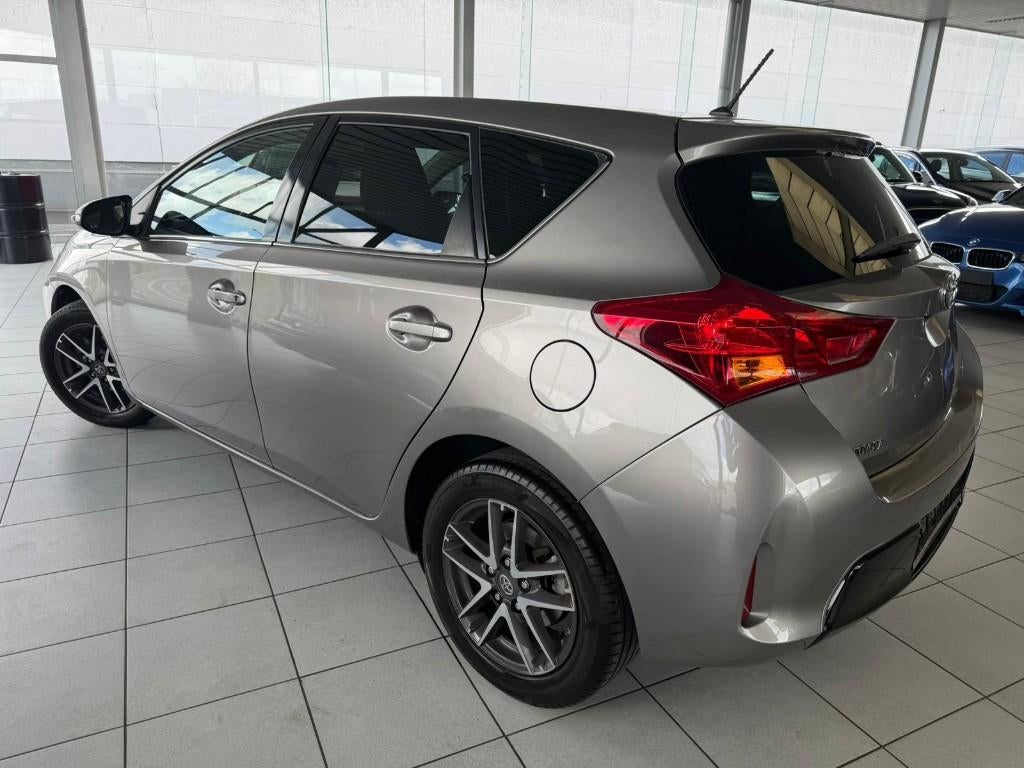Toyota Auris 1,4D 66 kW Euro 5b, Euro 5, Bedrijf, 5 deurs, Dealer onderhouden