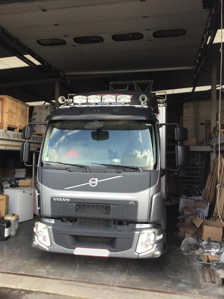 Volvo FL Vrachtwagen, Auto's, Vrachtwagens, Automaat, Diesel, Particulier, Volvo