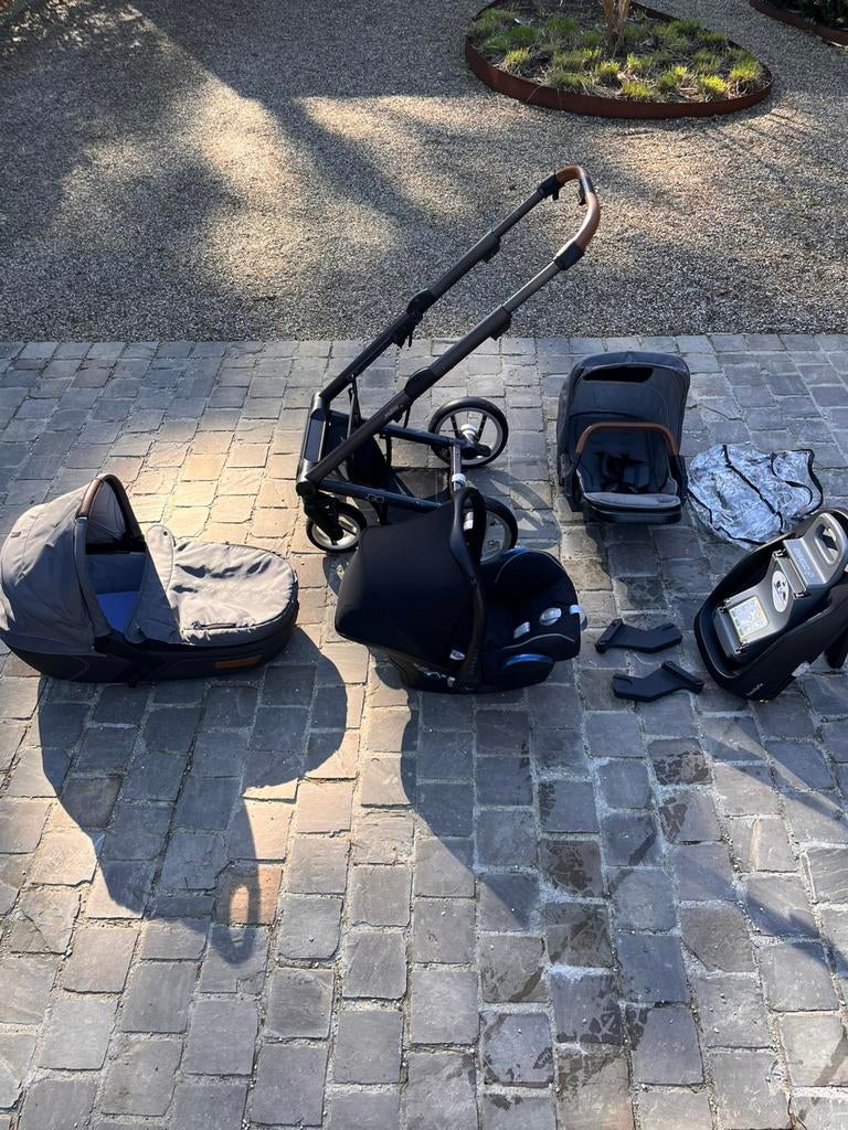 Mutsy Kinderwagen/buggy 3in1 met alle accessoires, Kinderen en Baby's, Ophalen, Gebruikt, Combiwagen, Verstelbare duwstang