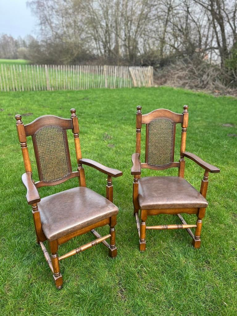 Antieke/leren stoelen, Ophalen