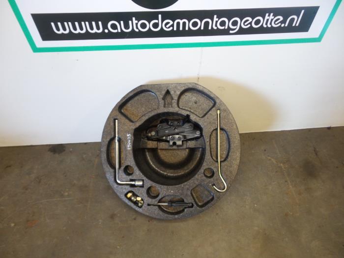 Gereedschap Set van een Daewoo Kalos (Kalos 02-), Gebruikt, -, Daewoo, -