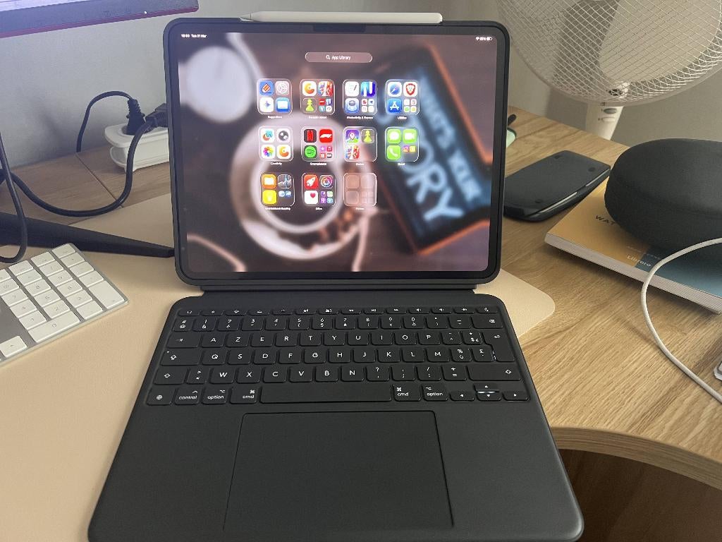 Apple Ipad M4 pro 13 inch 256GB Wi-Fi + Cellular, Computers en Software, Ophalen, 13 inch of meer, Apple iPad, Zwart