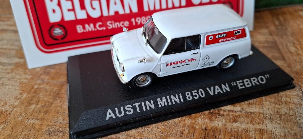 AUSTIN MINI 850 Van Mk2 EBRO Servicio 1/43 UH Neuf + Boitier, Hobby en Vrije tijd, Modelauto's | 1:43, Nieuw, Auto, Universal Hobbies