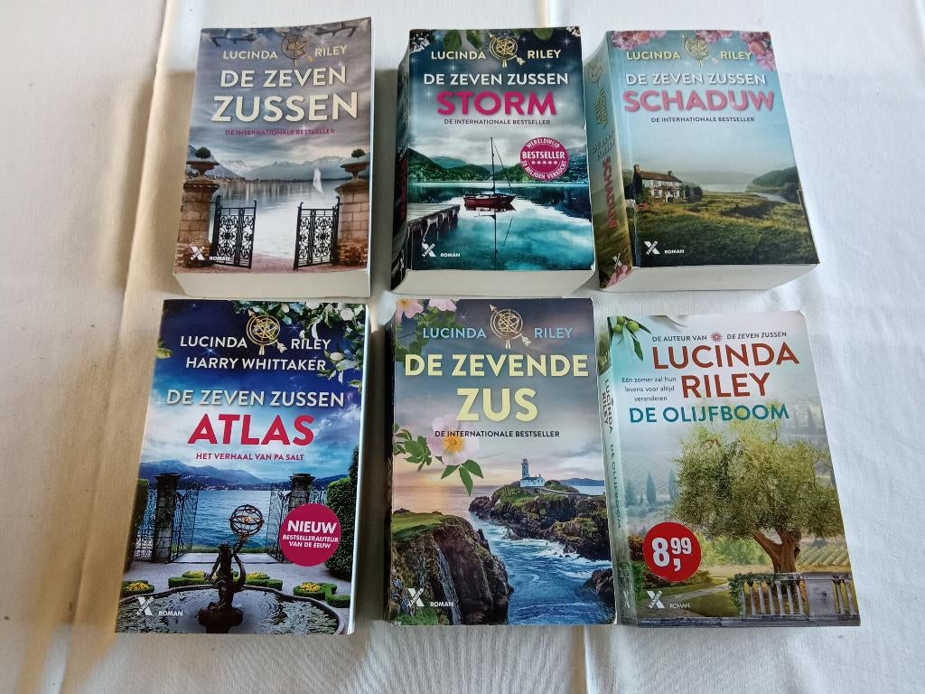 De zeven zussen 5 boeken plus 1 extra boek, allen igst., Boeken, Romans, Ophalen of Verzenden, Gelezen, Lucinda Riley