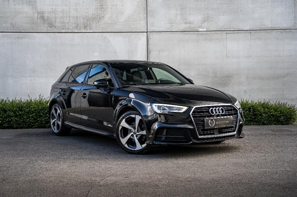 Audi A3 SPORTBACK 30 TFSI*S LINE*XENON*JANTES, Achat, Entreprise, Boîte manuelle, Noir