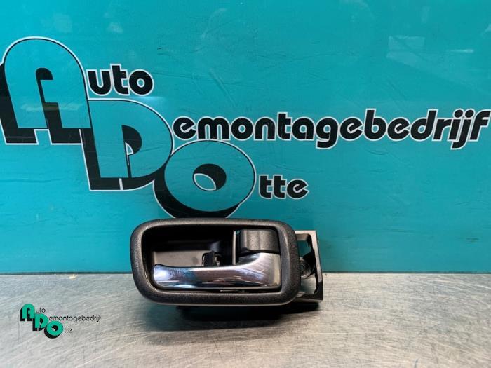 Portiergreep 4Deurs rechts-achter van een Lexus IS 200 (IS 2, Gebruikt, -, -, -