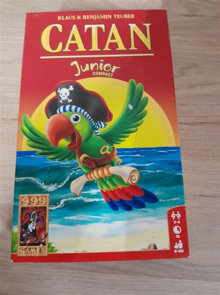 Catan junior compact - s3973, Hobby & Loisirs créatifs, Jeux de société | Jeux de plateau, Envoi, Comme neuf