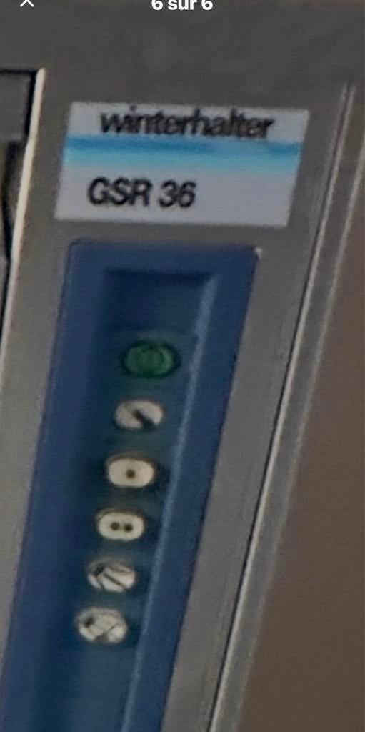 LAVE VAISSELLE PROFESSIONNEL TRIPHASÉ. MARQUE :WINTERHALTER, Enlèvement, Utilisé, Laver et Sécher