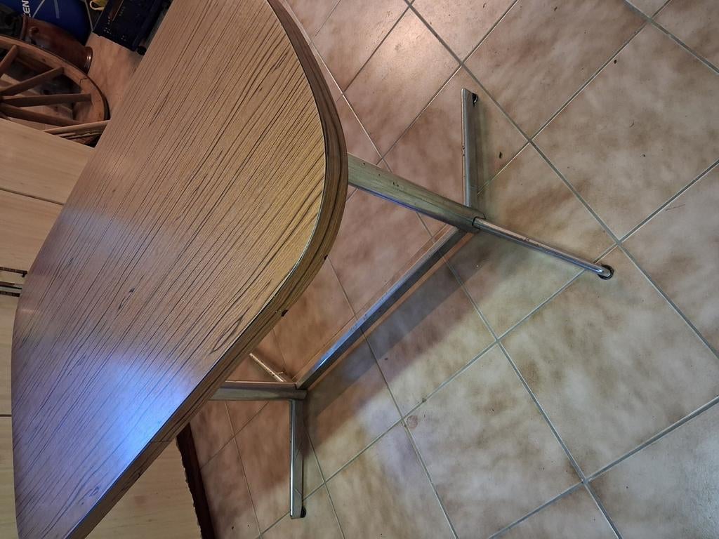 Table vintage années 60-70, Enlèvement