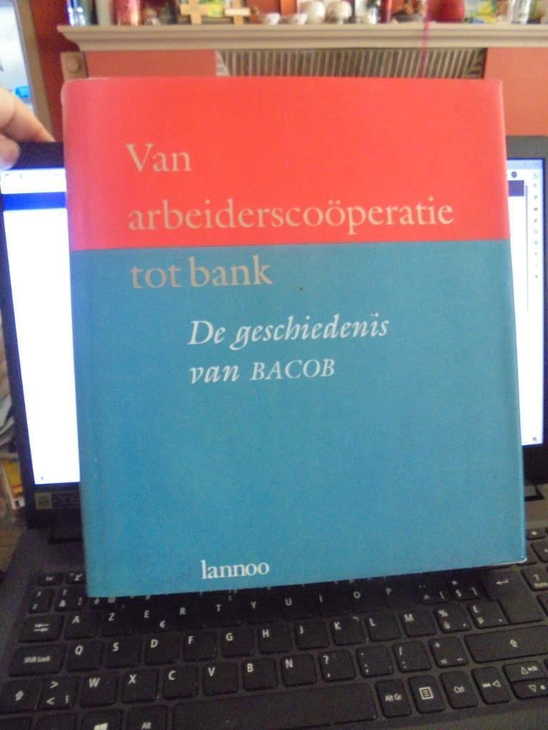 De geschiedenis van BACOB, Boeken, Ophalen of Verzenden, Zo goed als nieuw